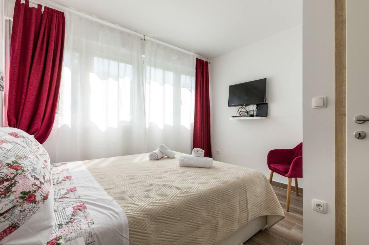 Apartments Cezar Split Buitenkant foto
